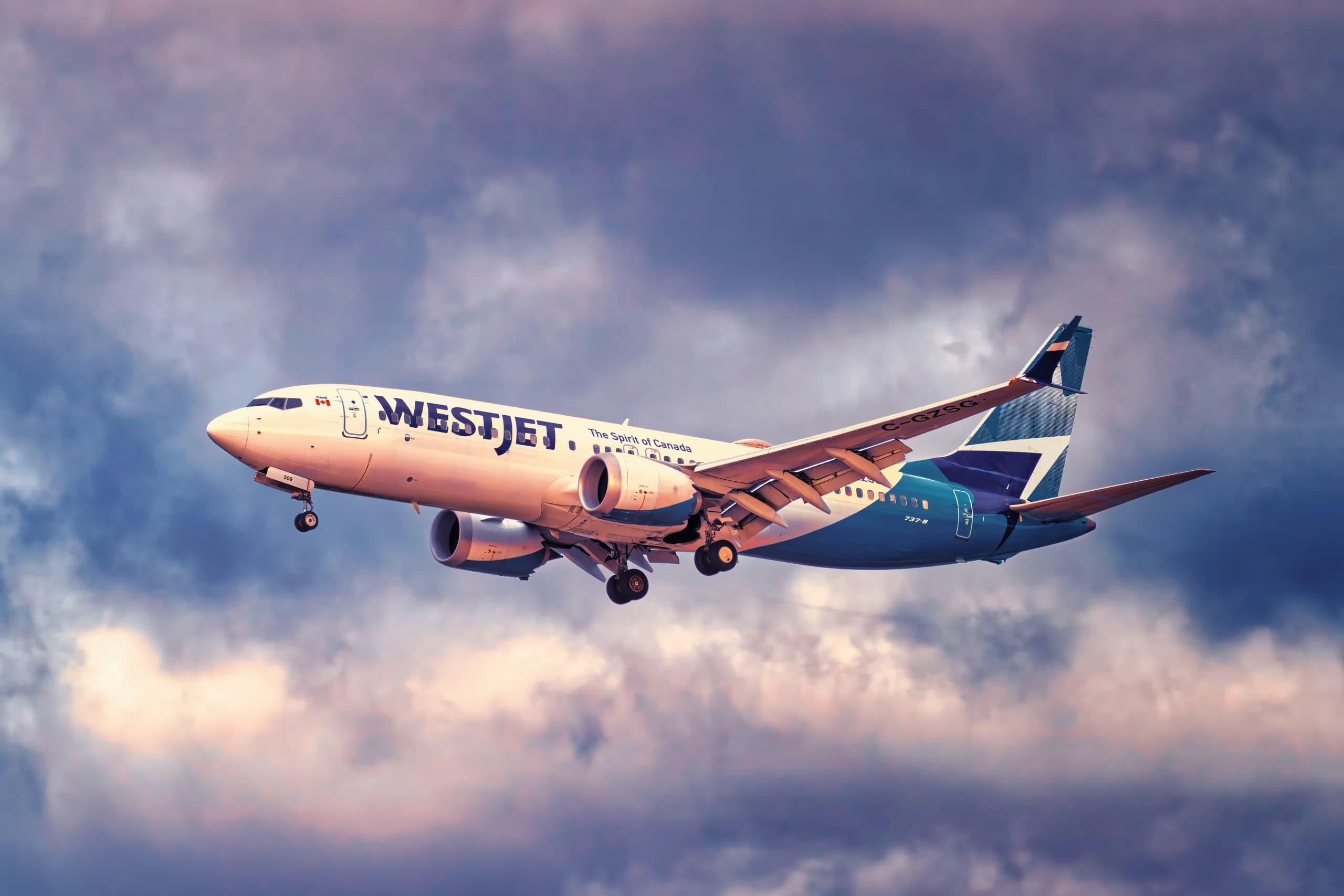 WestJet Launches New Calgary–Iceland Route & Restores Transatlantic Service
