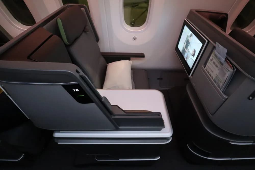 The Complete Guide to EVA Air Business Class
