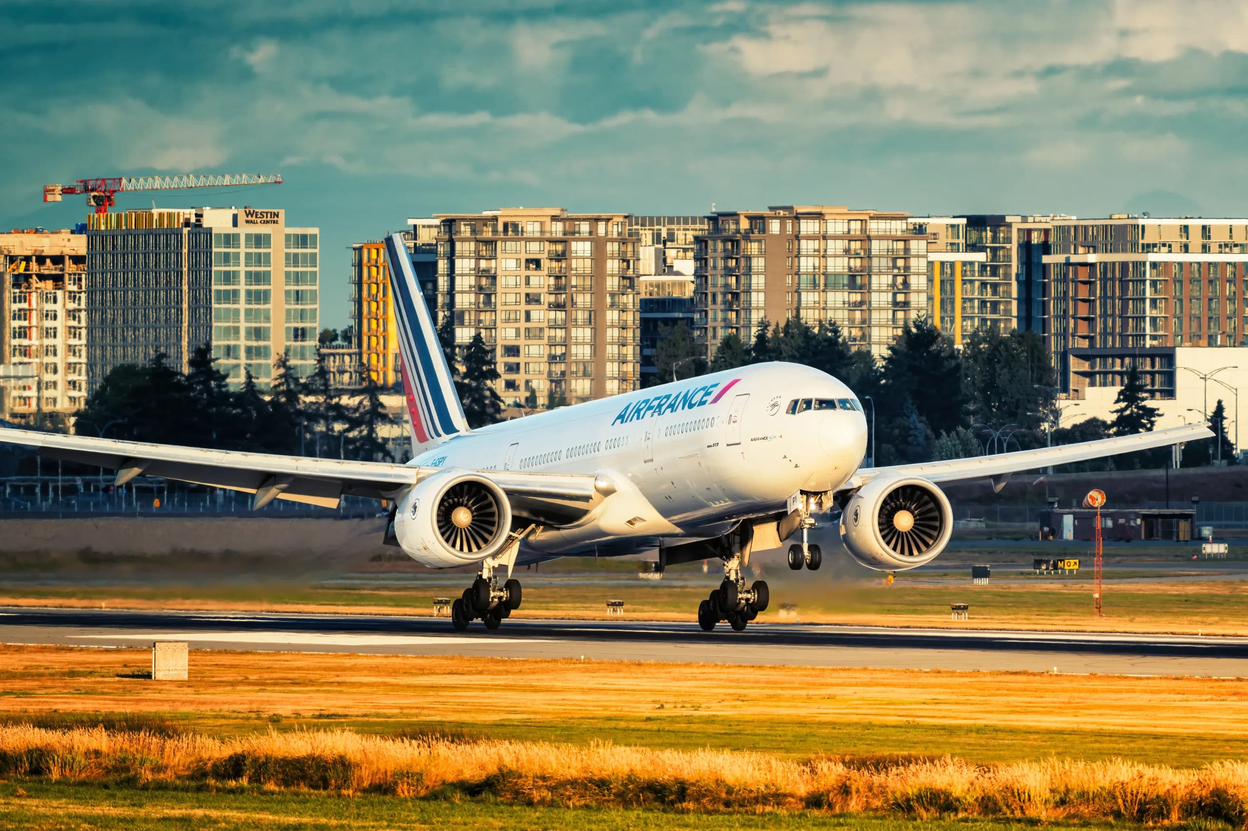 4 Reasons Canadians Should Have the Air France KLM World Elite Mastercard®