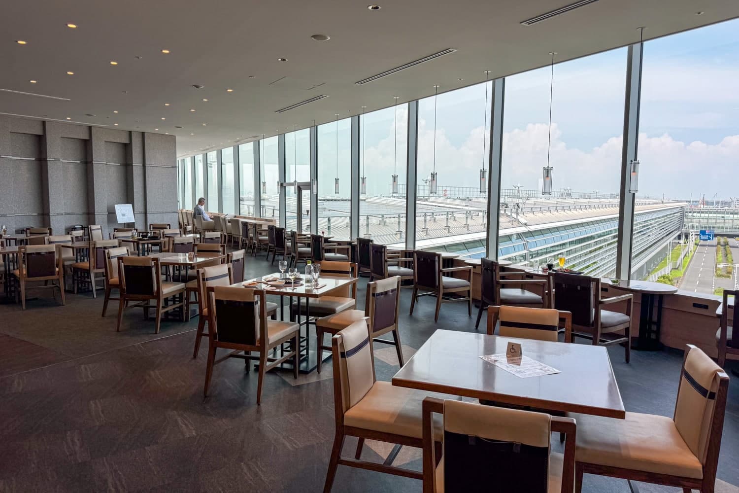 Review: JAL Sakura Lounge, Tokyo Haneda (HND) Terminal 3