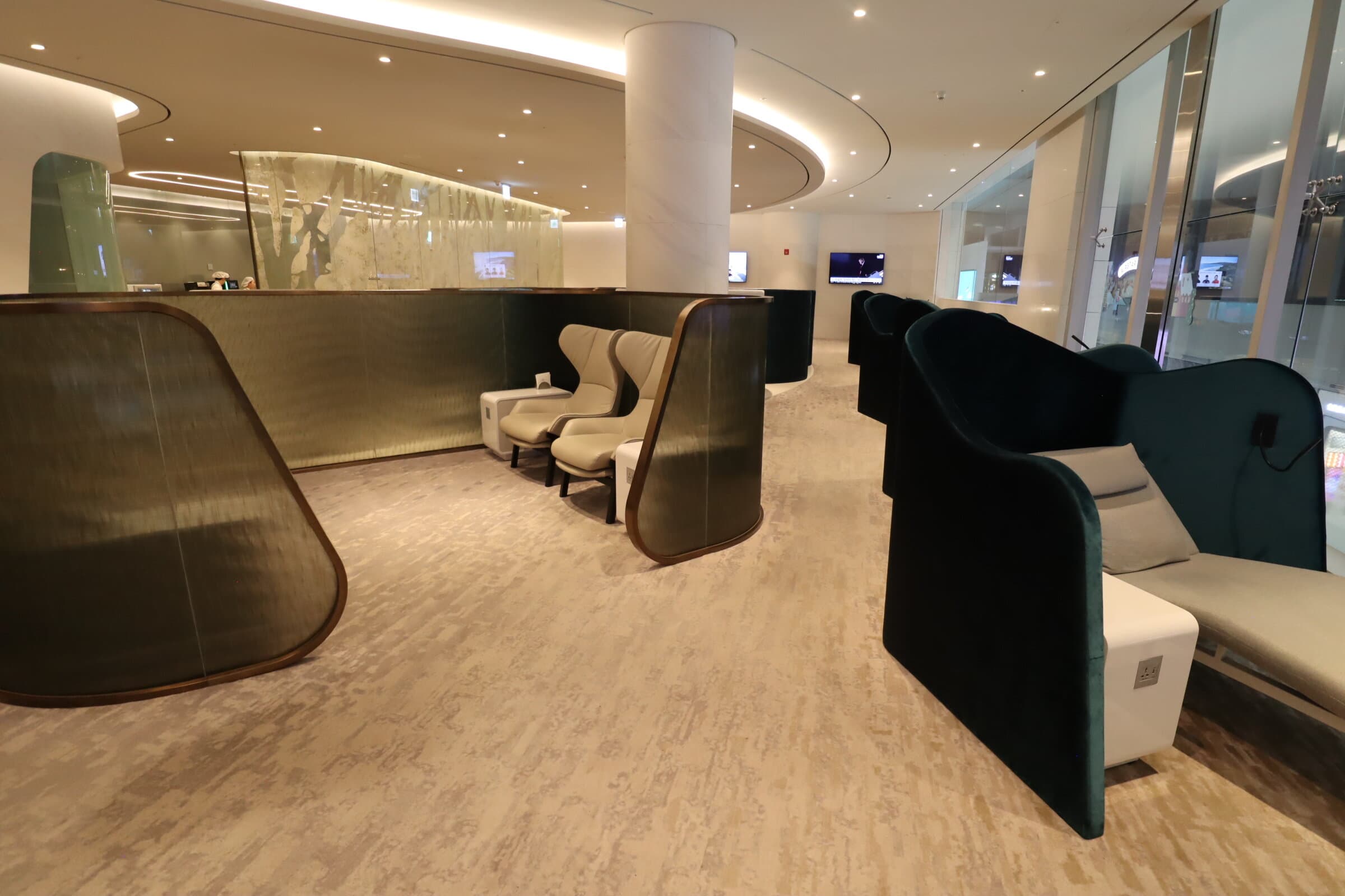 Korean Air First Class Lounge Seoul 5