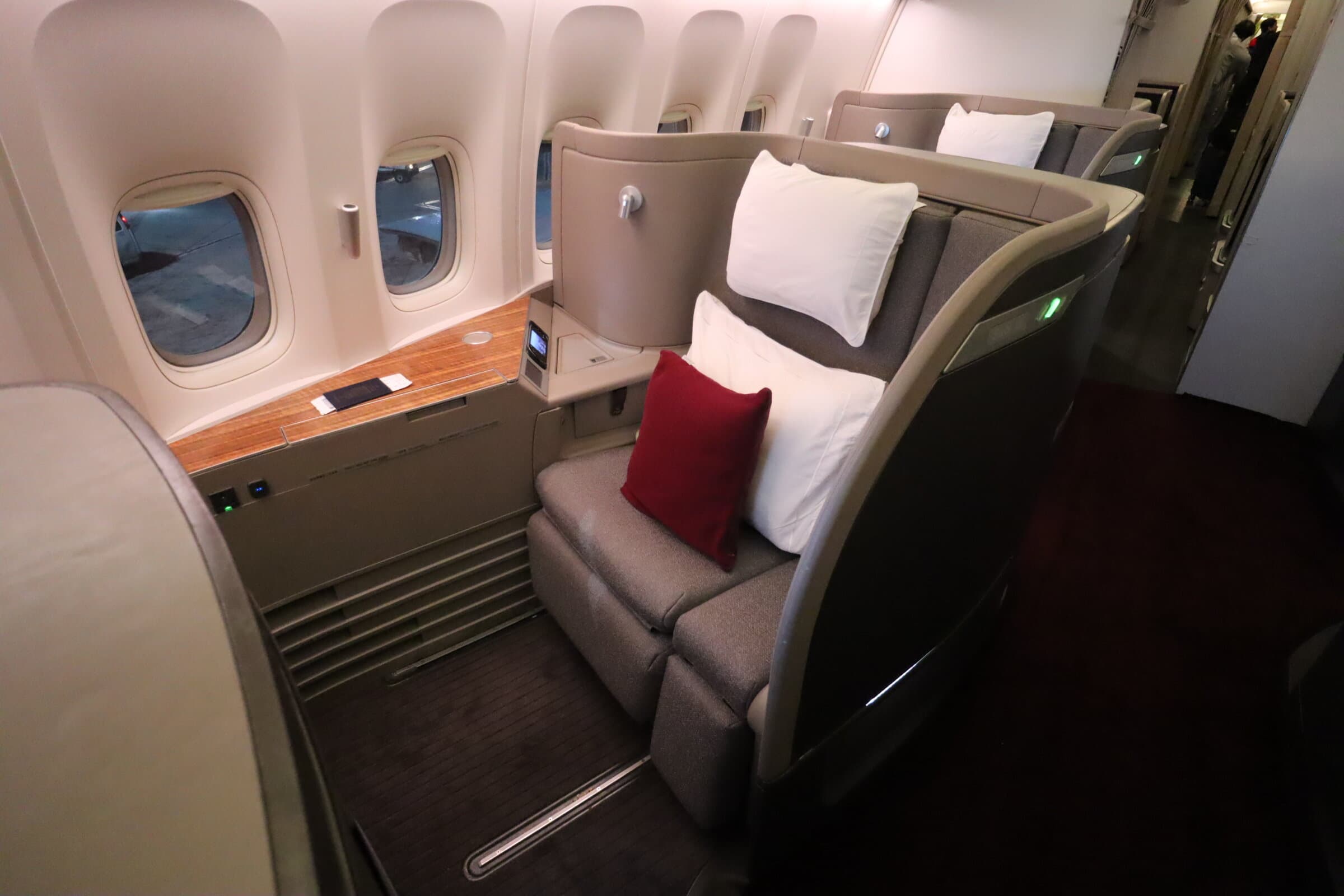 Review: Cathay Pacific First Class New York to Hong Kong
