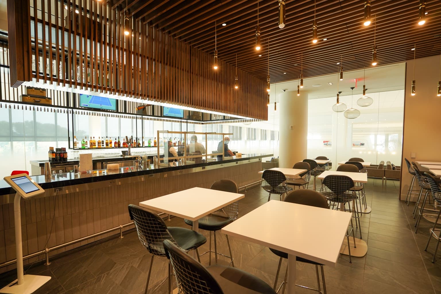 Review: Centurion Lounge New York LaGuardia