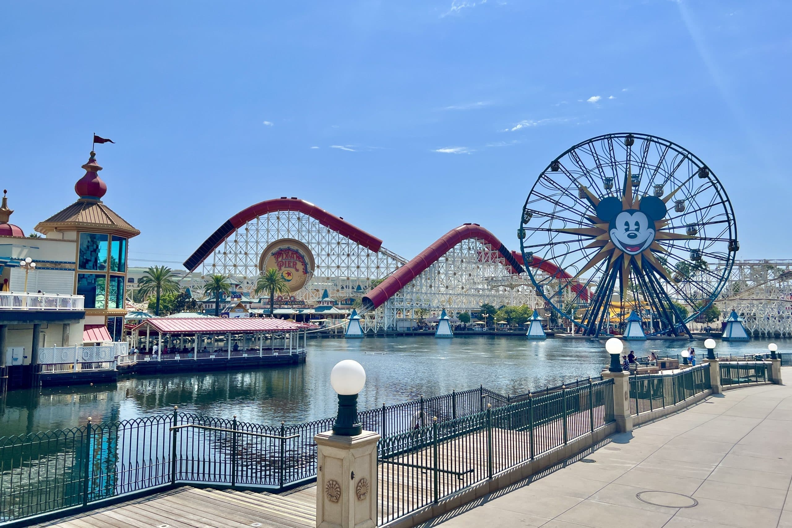 How to Book a Trip to Disneyland on Points