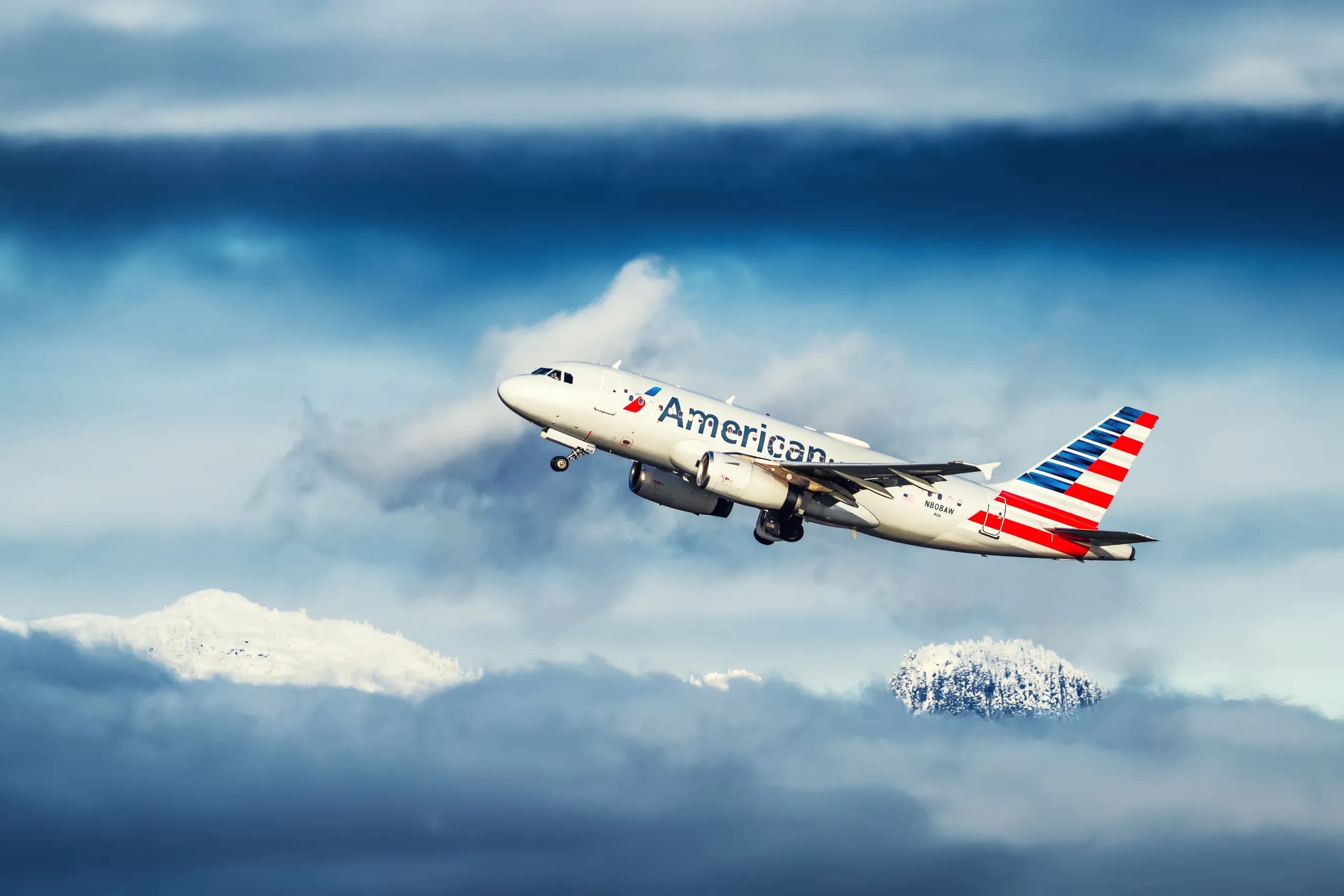 Hyatt and American Airlines Partnership: Reciprocal Points Earning & Elite Status