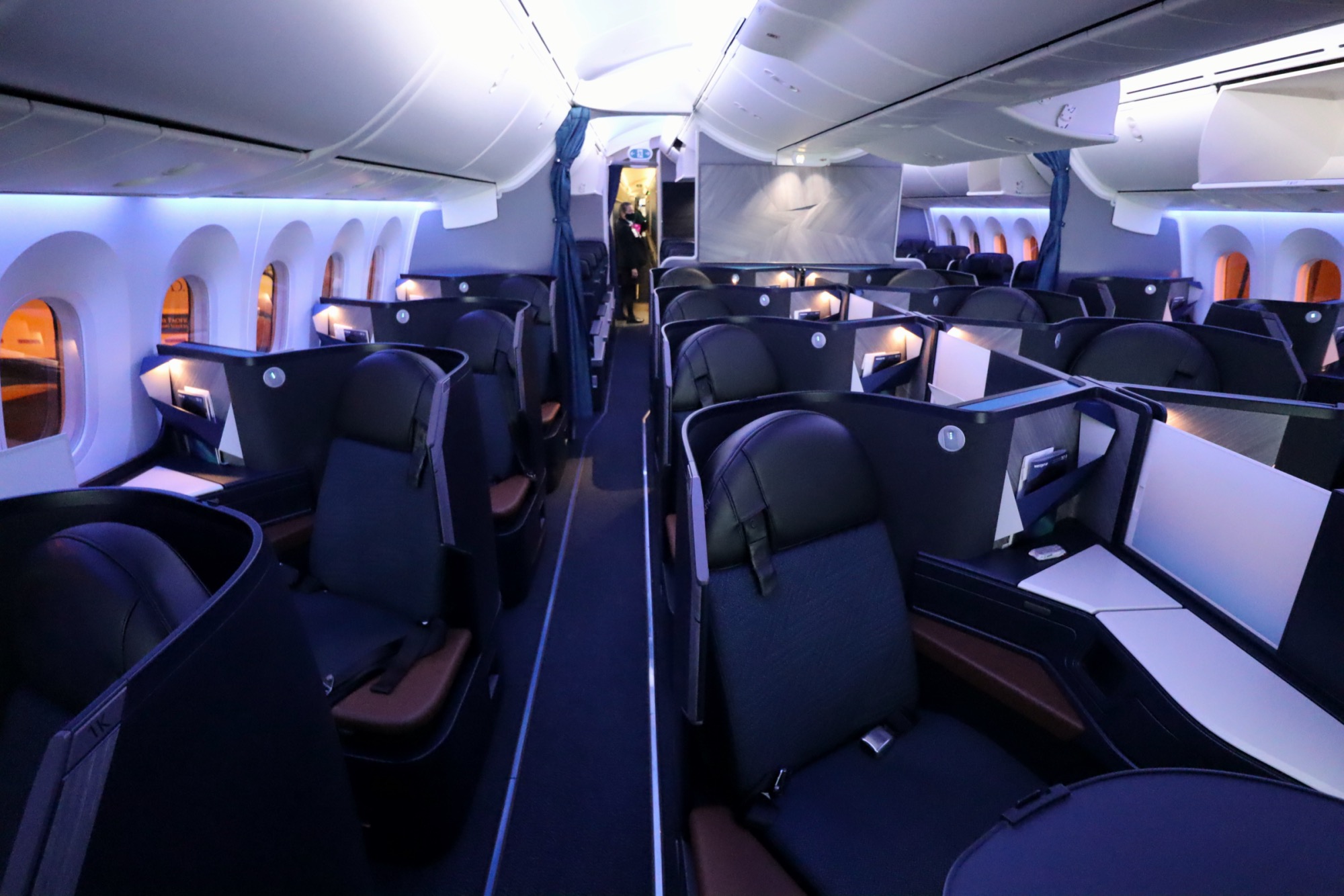 Review: WestJet 787 Business Class Toronto to Calgary | Prince of Travel