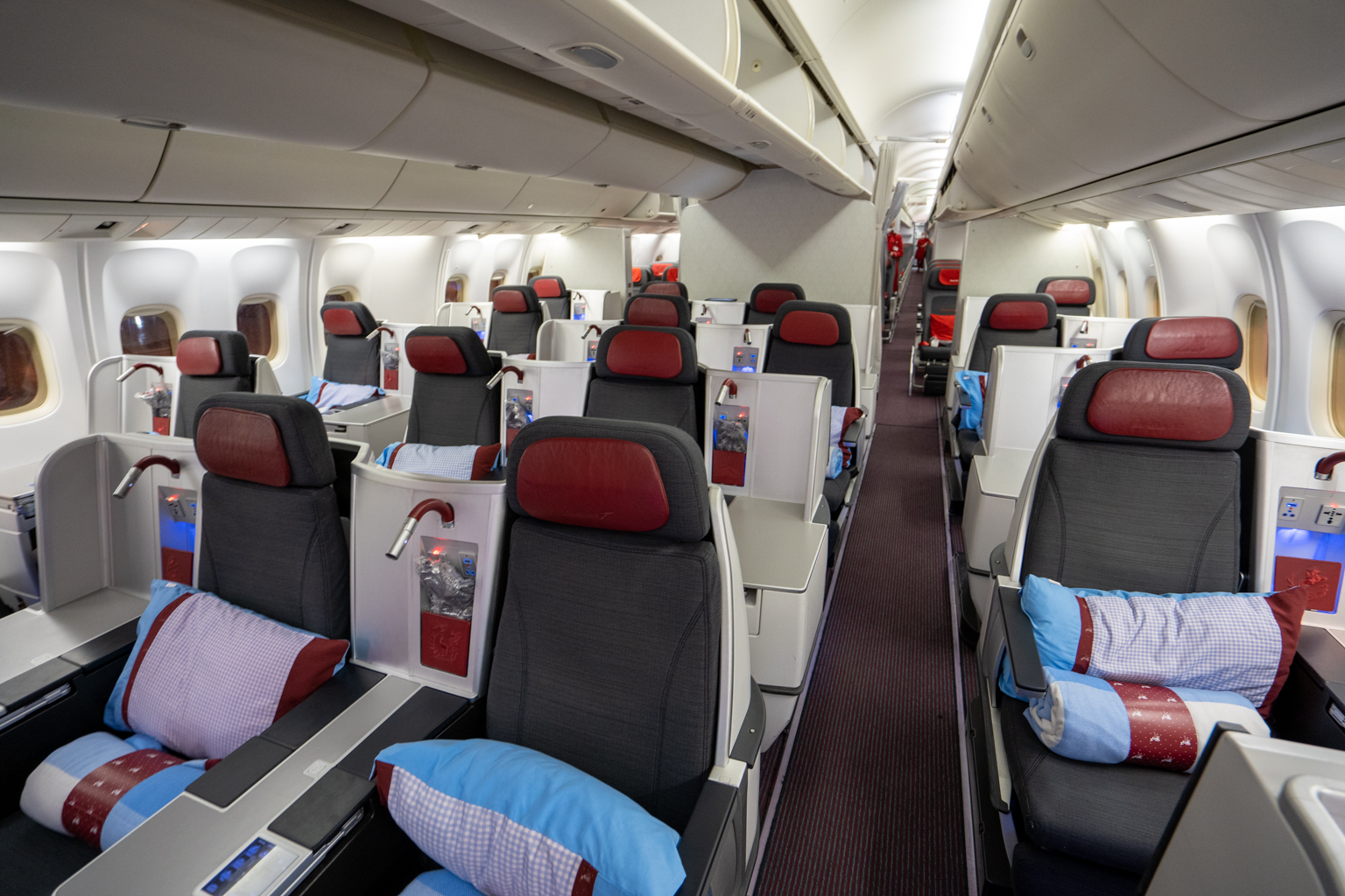 Austrian Airlines business class – Cabin