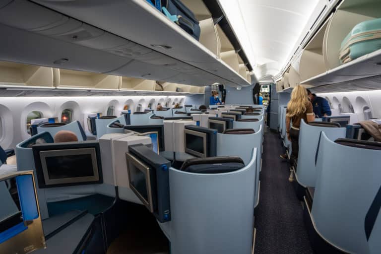 Review: KLM 787 Business Class Toronto to Amsterdam | Prince of Travel