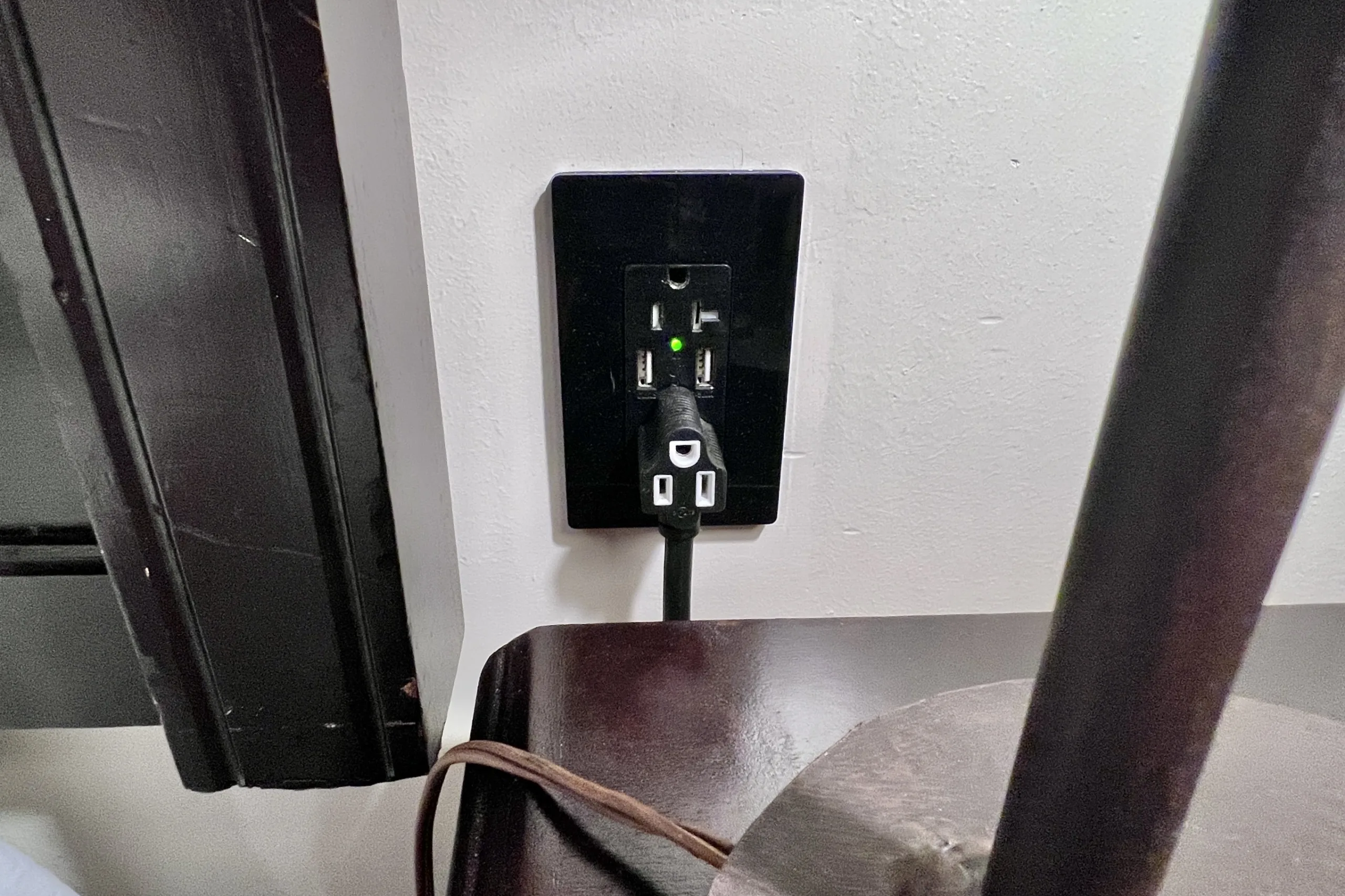 USB outlets scaled