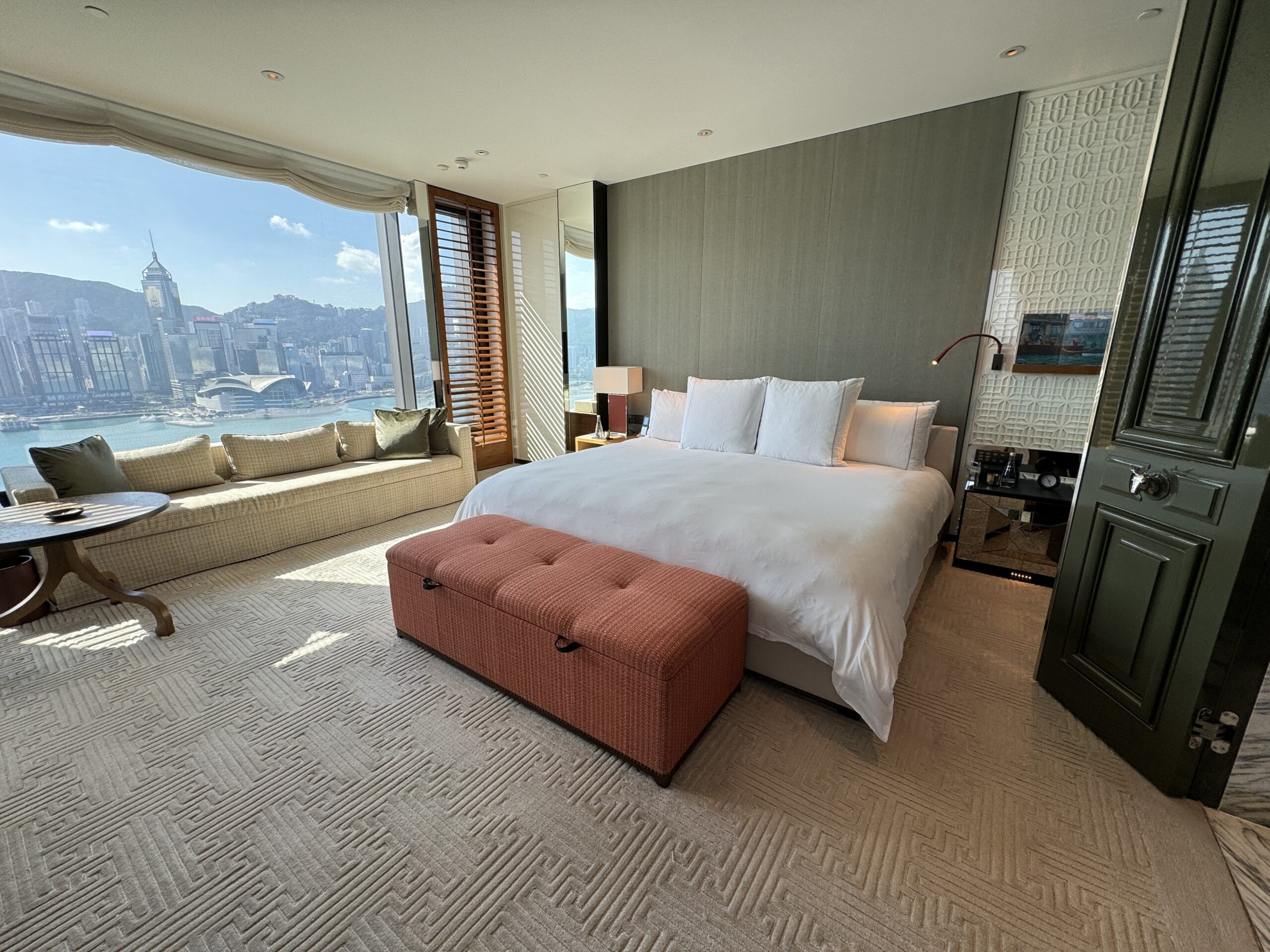 Review: Rosewood Hong Kong